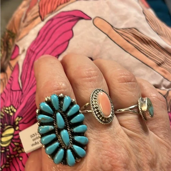 Handmade native turquoise ring by Juliana Williams - Picture 2 of 3